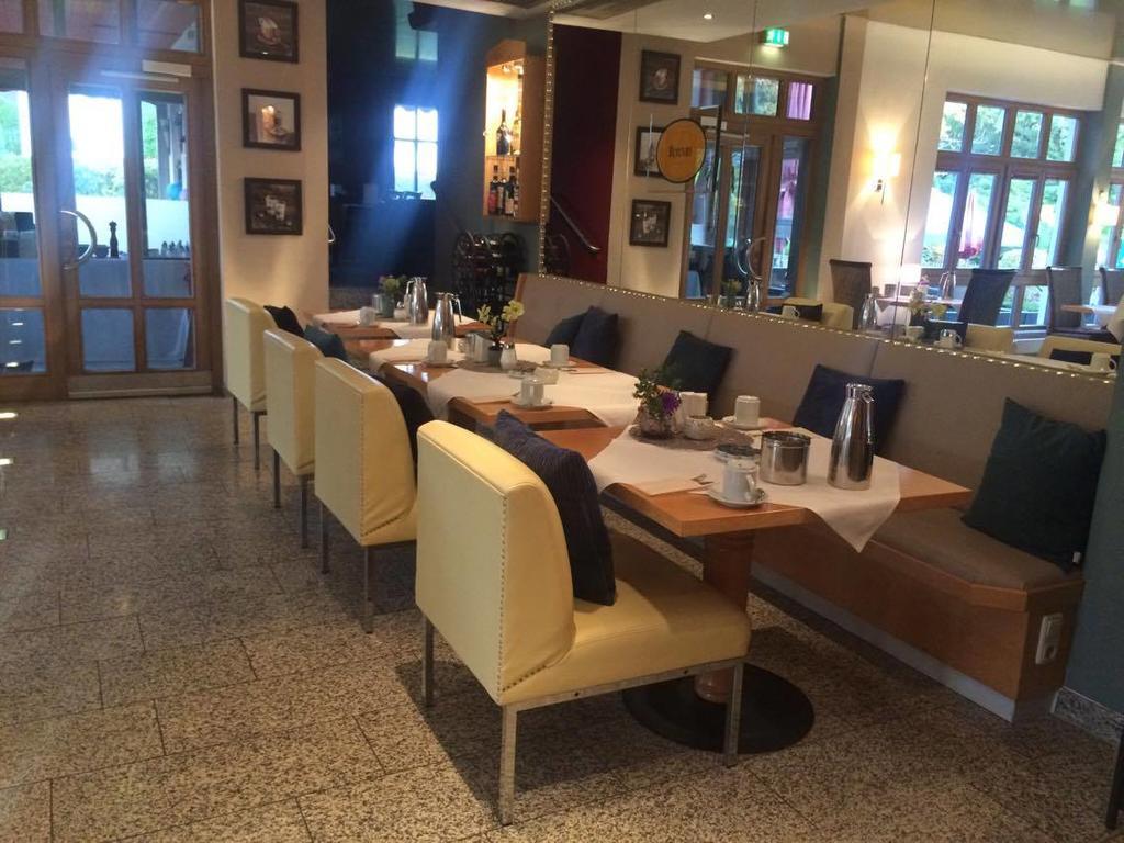 Sopherl Am See - Fruehstueck Auf Der Seeterrasse, Sehr Ruhig Und Wunderschoen Am See, 3 Minuten Nach Oberpfaffenhofen, Viele Radtouren, Restaurants & Cafes In Der Umgebung Weßling Exterior foto