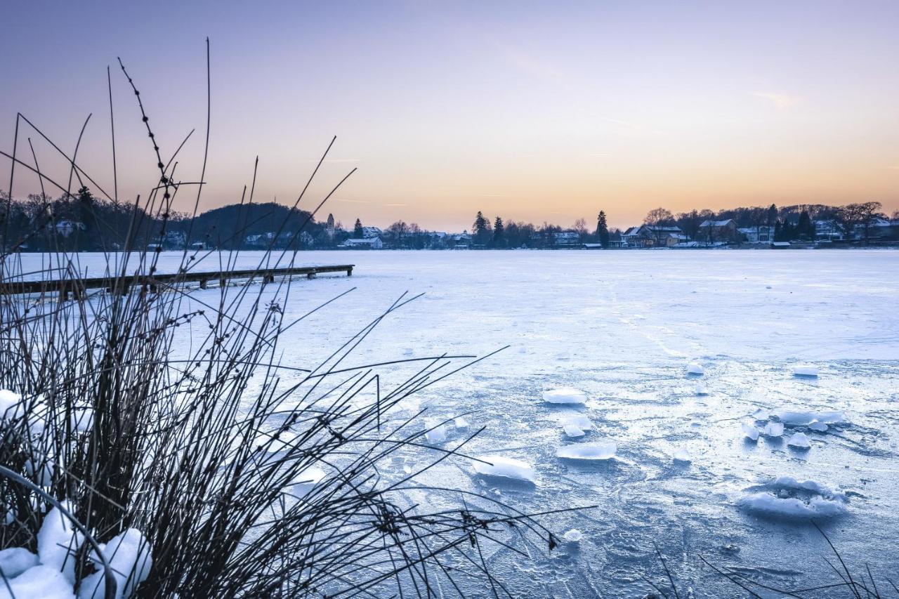 Sopherl Am See - Fruehstueck Auf Der Seeterrasse, Sehr Ruhig Und Wunderschoen Am See, 3 Minuten Nach Oberpfaffenhofen, Viele Radtouren, Restaurants & Cafes In Der Umgebung Weßling Exterior foto